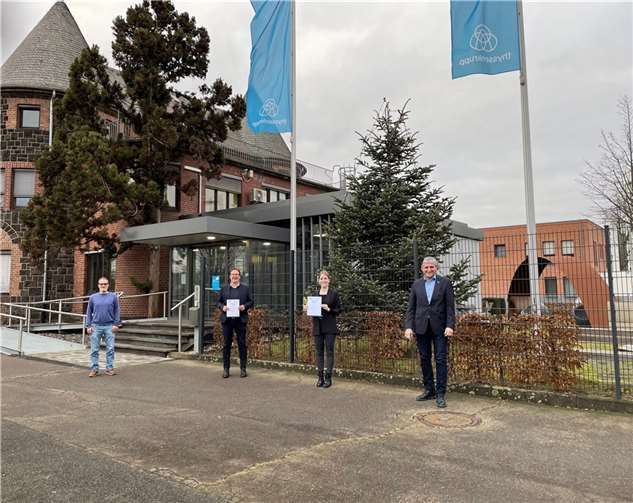 Im Rahmen einer gemeinsamen Kooperationsvereinbarung arbeitet die Integrierte Gesamtschule Johanna Löwenherz bereits seit vielen Jahren eng mit der thyssenkrupp Rasselstein GmbH in Andernach zusammen.