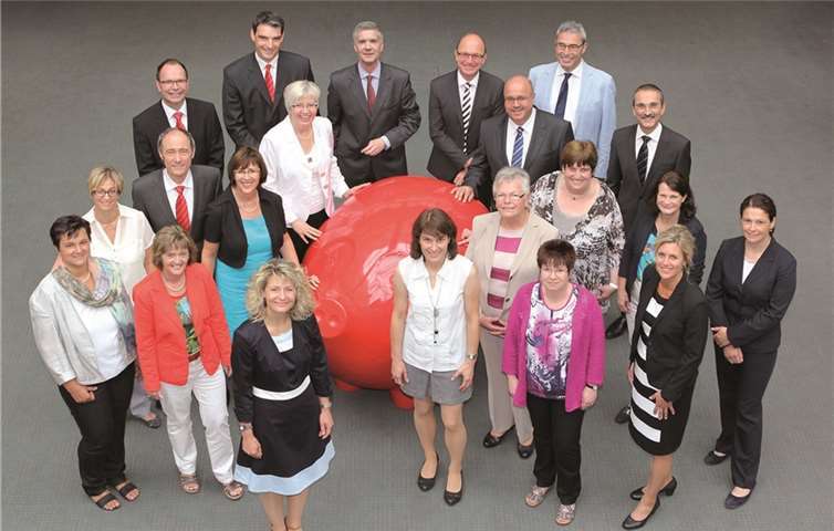 Im Rahmen einer kleinen Feierstunde wurden die 19 Jubilare geehrt. privat