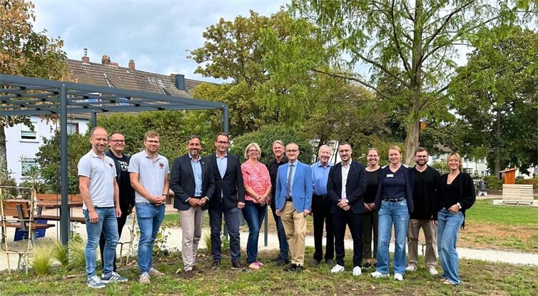 Im Rahmen eines Fototermins bedankte sich Oberbürgermeister Christian Greiner bei den Sponsoren des Ehrentags 2026.