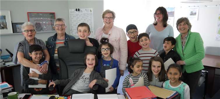 Im Rathaus erfuhren die Kinder etwas über die Aufgaben der Gemeinde und vieles mehr.privat