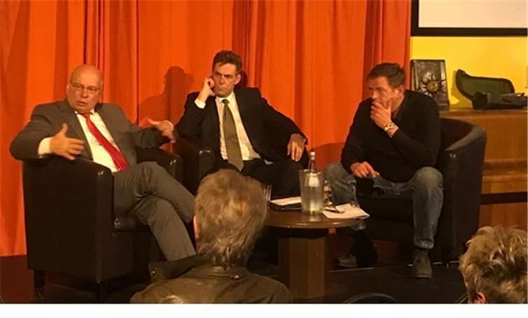 Im Remagen gab es interessante Diskussionen.Foto: Emil Krezic