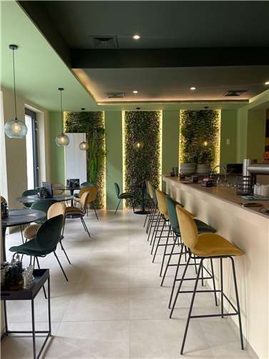 Im Restaurant „Double B“ in Sinzig: Jetzt schon sind die Kosten für Strom, Gas und Lebensmittel sehr hoch.  Foto: privat