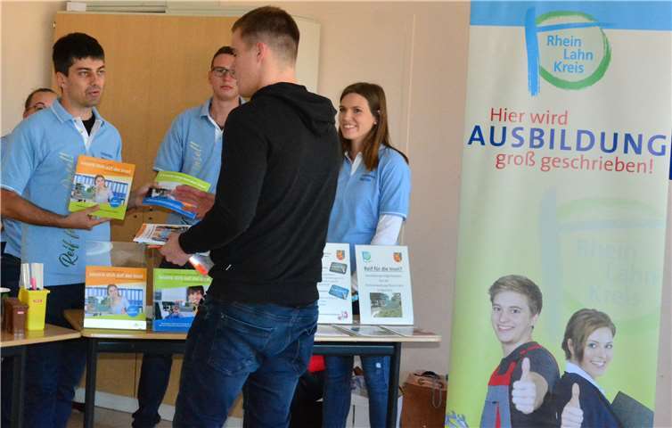 Im Rhein-Lahn-Kreis wird Ausbildung groß geschrieben und so war auch die Kreisverwaltung mit vor Ort. Foto: privat