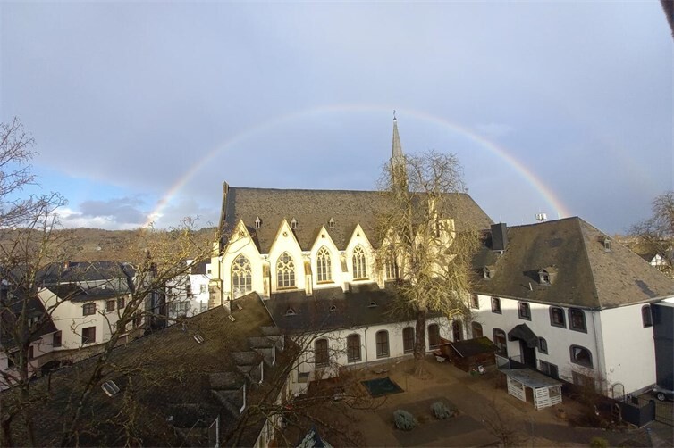 Im Saal des Gemeindezentrums Christuskirche wird einmal im Monat gemeinsam gefrühstückt