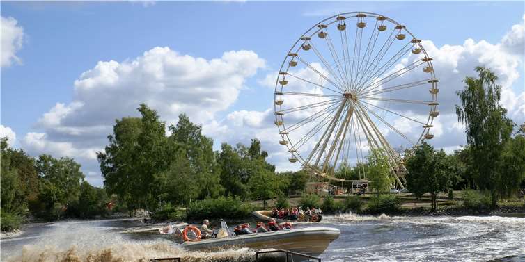 Im Serengeti-Park in Hodenhagen konnte man auch eine Spritztour mit den Jetboats erleben. privat