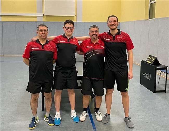 Im Spitzenspiel der Kreisliga - Zweiter gegen Dritter - zog es die Erste zum Rückrundenauftakt ebenfalls in die Grafschaft zum TTC Karla II.