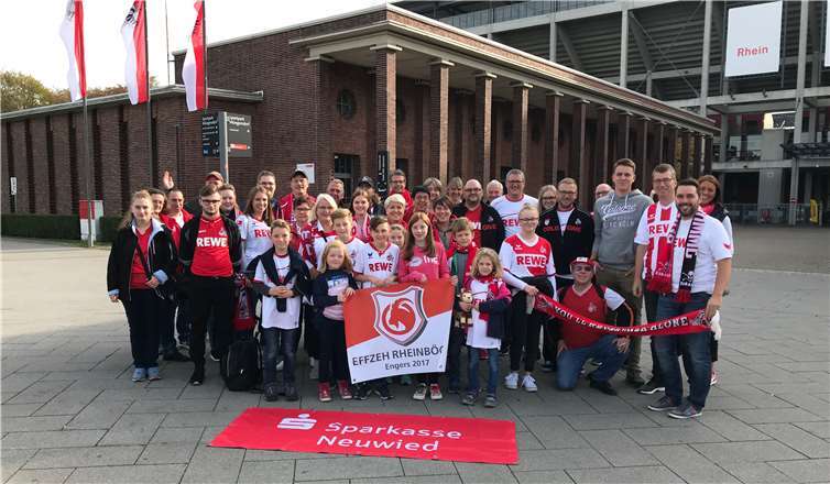 Im Stadion konnten die Fans einen Einblick hinter die Kulissen genießen. Privat