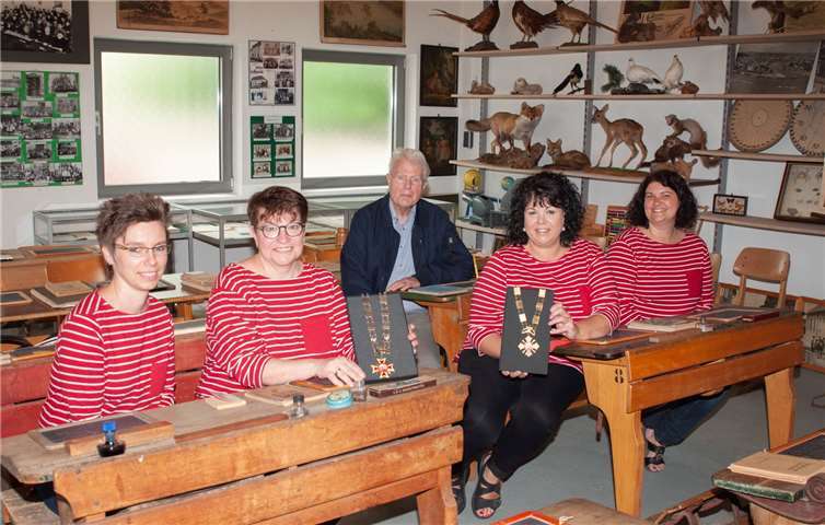 Im Stadtmuseum können die Ketten nun besichtigt werden. Privat