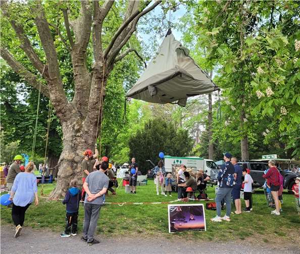 Im Stadtpark begeisterte ein Familienprogramm Groß und Klein.