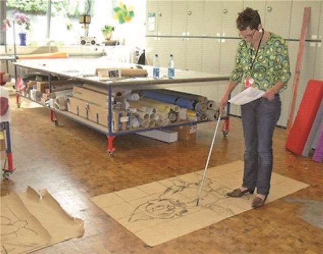 Im Studio konnten sie die Besucher auch die Requisiteure und eine Sendung ansehen. privat