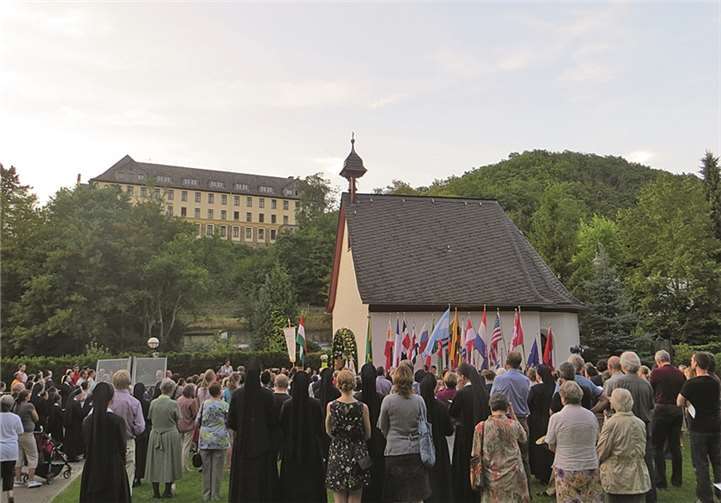 Im Urheiligtum schenkt Maria Einheit und Freude am Einsatz.