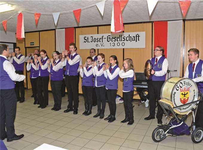 Im Vereinsheim der St. Josef-Gesellschaft legten die Musiker des Spielmannszuges Freiweg Sinzig einen gelungenen Auftritt hin. Dieter Wind