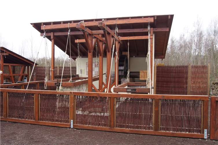 Im Winter wurden die Stationen der Antiken Technikwelt für die neue Saison auf Vordermann gebracht.