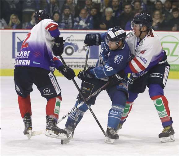 Im ersten Saisonspiel müssen sich Sven Schlicht und die Bären gegen den Hauptrundenbesten und Vizemeister der Vorsaison aus Hamm beweisen.Foto: privat