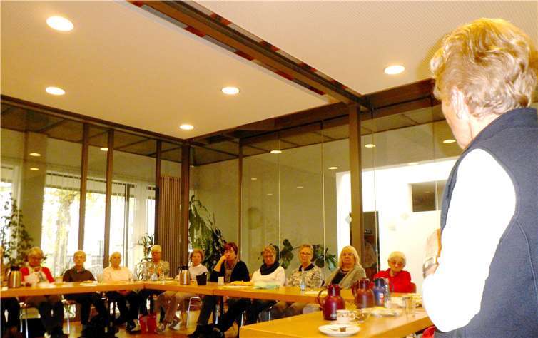 Im netten Beisammensein verbrachten die Frauengemeinschaft schöne Stunden zusammen. Privat