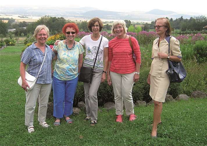 Im saftigen Grün des Permakulturgartens ließ es sich aushalten. privat