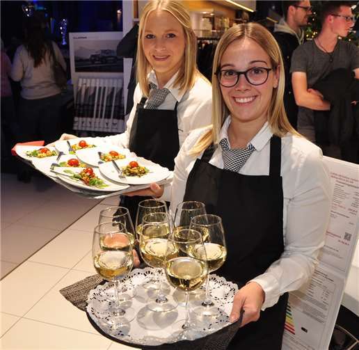 Im tollen Ambiente wurden Besucherinnen und Besucher mit lukullischen spanischen Köstlichkeiten verwöhnt.