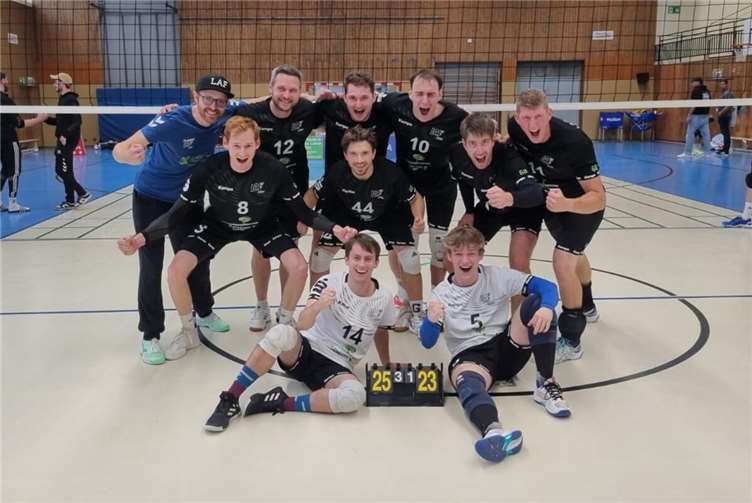 Im vierten Satz entwickelte sich ein enges Spiel, in dem die Sinziger dank einer starken Teamleistung das bessere Ende für sich hatten. Foto: LAF Sinzig