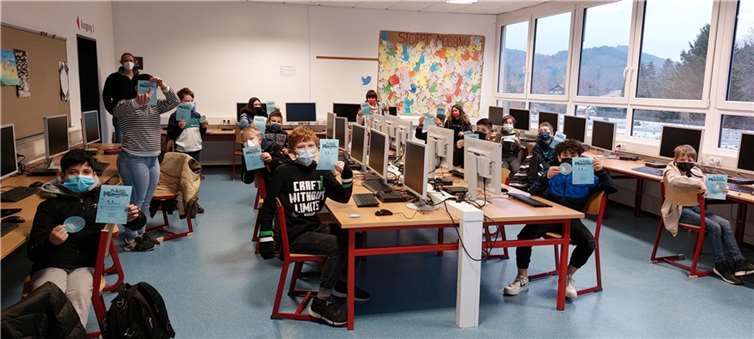 Im zweistündigen Workshop lernten die jungen Schülerinnen und Schüler so Einiges rund ums Thema Medien. Foto: privat