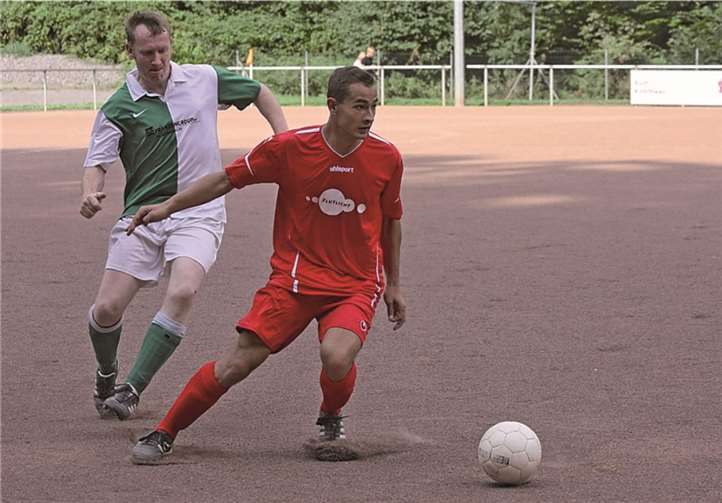 Immer einen Schritt früher am Ball. Tobias Wilkening zeigte eine gute Leistung und erzielte zwei Tore.privat