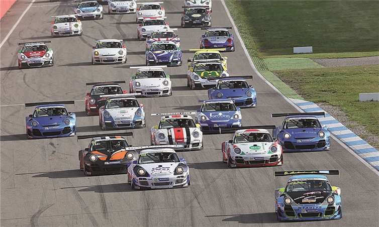 Immer wieder ein Erlebnis: Der Start beim Porsche Super Sports Cup. privat