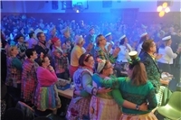 Immer wieder stand die Narhalla Kopf und niemanden hielt es mehr auf den Stühlen...