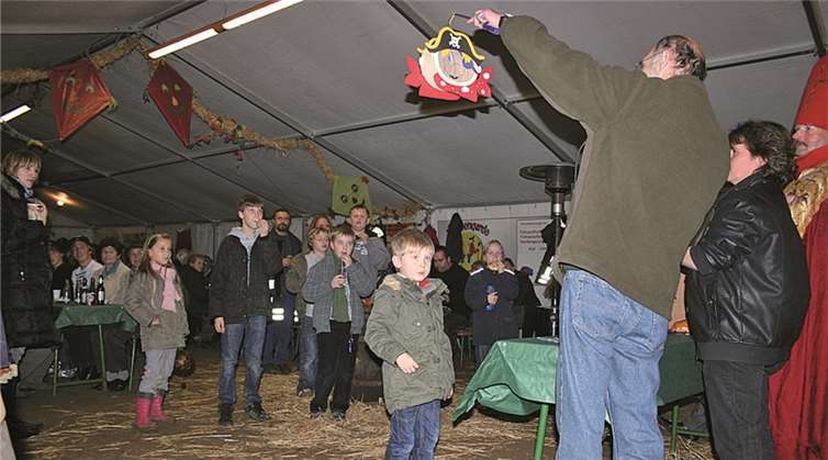 Impression vom Apfelfest 2010 mit Fackeln. privat