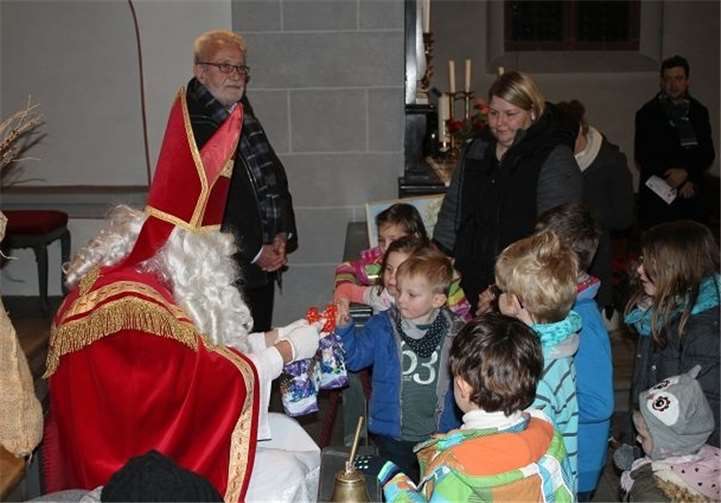 Impressionen des Nikolausbesuchs. privat