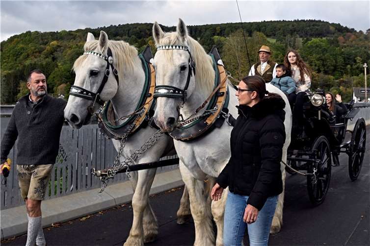 Impressionen vom Trachtenumzug beim Oktoberfest in Insul am15.10.2023