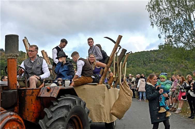 Impressionen vom Trachtenumzug beim Oktoberfest in Insul am15.10.2023