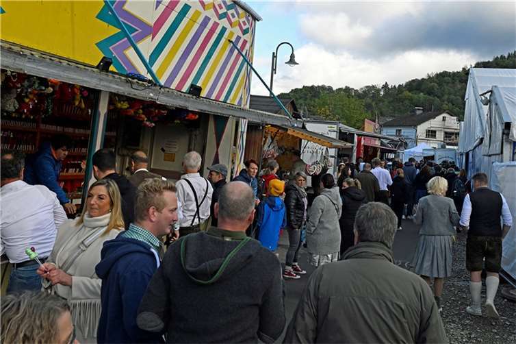 Impressionen vom Trachtenumzug beim Oktoberfest in Insul am15.10.2023