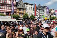 Impressionen von der großen Fanparty 2025 beim Adenauer Racing Day zum Start der...
