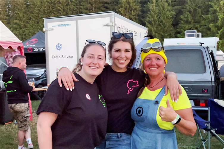 Impressionen von der großen Fanparty 2025 rund um die Nordschleife bei der 53. A...