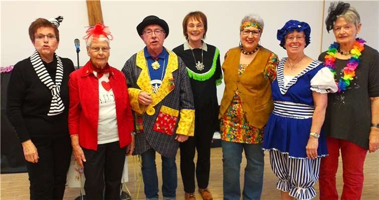 In Andernach fand eine Karnevalsfeier in der Einrichtung Maria Himmelfahrt statt, bei der Hildegard und Josef Nonn die Senioren mit dem Ruf „Andernach Alaaf“ willkommen hießen. Foto: privat