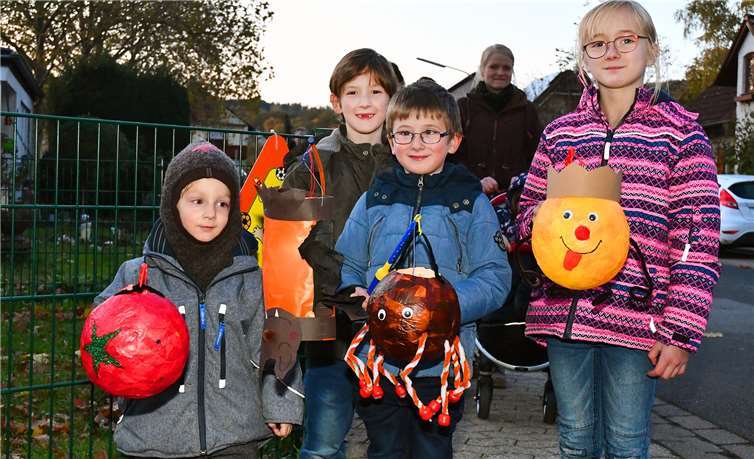 In Bad Bodendorf nimmt der Martinszug seit einigen Jahren eine neue Strecke, was der Begeisterung der Kinder keinen Abbruch tut.
