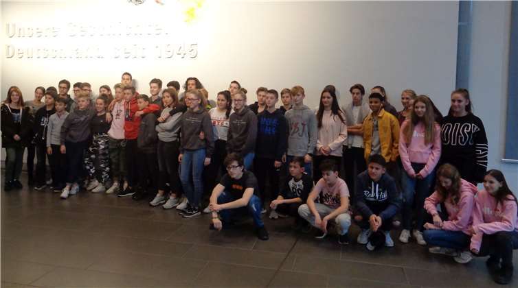 In Bonn erkundeten die Schüler das Haus der Geschichte.privat