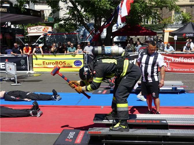 In Ediger-Eller fand mit der 7. Mosel Firefighter Combat Challenge wieder der härteste Feuerwehrwettkampf statt. Fotos: TE