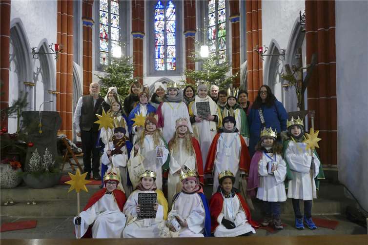 In Hausen brachten diese Sternsinger den Segen und sammelten Spenden.