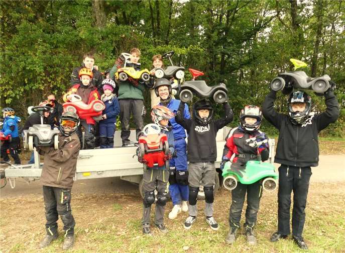 In Kalenborn ging man heuer zum 24. Mal für das beliebte Benefiz-Bobbycar-Rennen an den Start. Fotos: TE