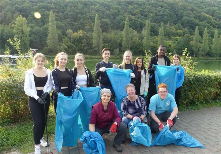 In Klotten hatte sich eine große Anzahl an Jugendlichen freiwillig für den Einsatz gemeldet.