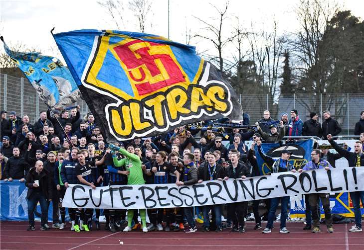 In Koblenz wird gefeiert. Die TuS landete den zweiten Sieg im zweiten Spiel im Jahr 2020. Foto: Mark Dieler