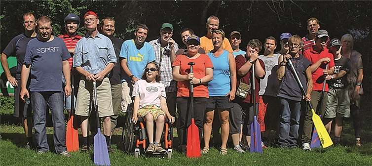 In Koblenz wurde das Drachenbootfahren geübt.  Privat