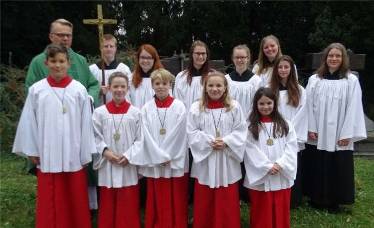 In Krripp wurden die neuen Messdiener vorgestellt privat