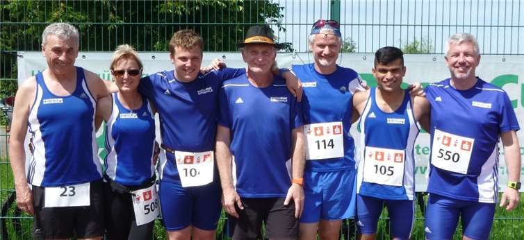 In Lantershofen waren (von links) Klaus Jahnz, Elisabeth Waldorf, Jason Luxem, Michael Rüb, Daniel Breslauer, Raheb Rahimi und Michael Münz am Start.