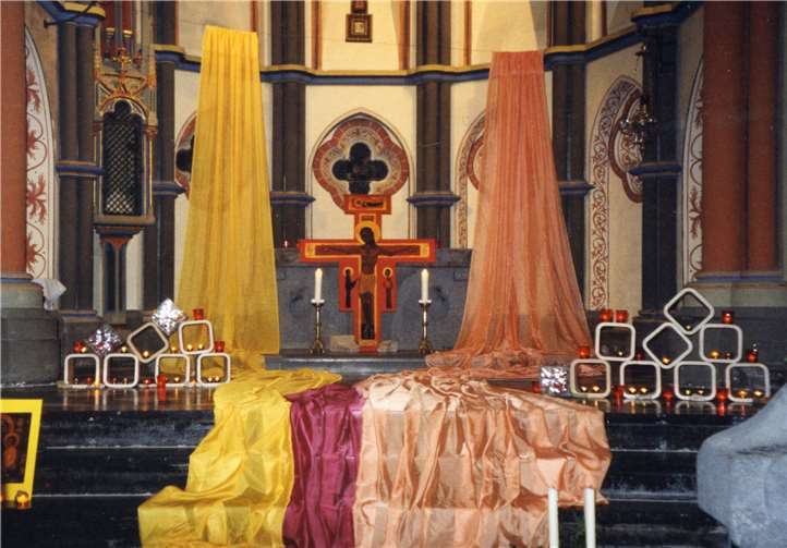 In Linz finden regelmäßig ökumenisch gestaltete Taizé-Gottesdienste statt.  privat