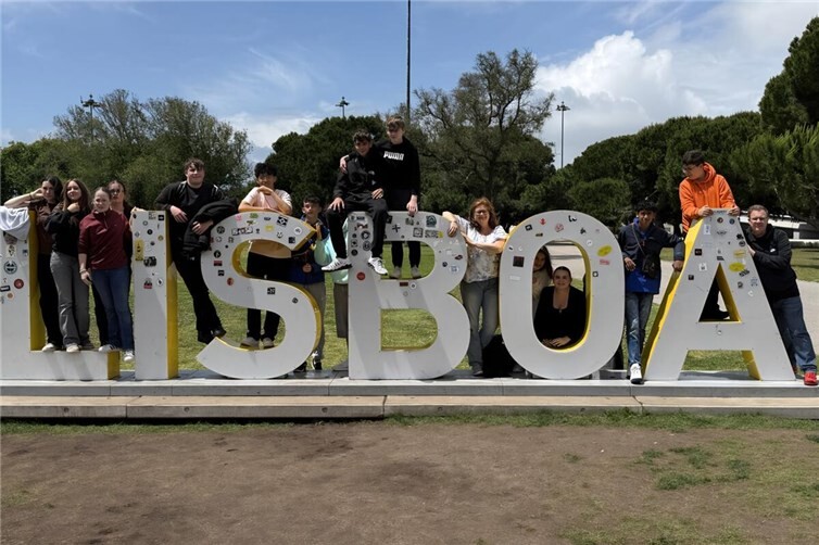 In Lissabon standen bedeutende Sehenswürdigkeiten, portugiesische Geschichte und ein Besuch des Parlaments im Mittelpunkt