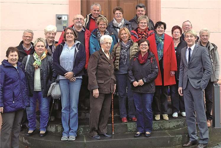 In Mainz wurde die Besuchergruppe aus Mendig von Marc Ruland begrüßt. privat