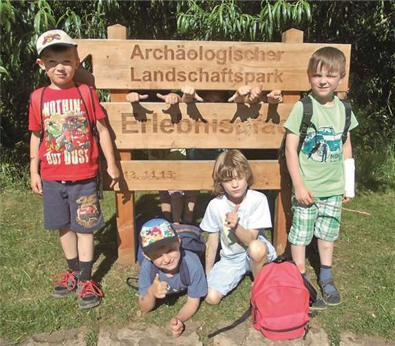 In Nettersheim erfuhren die Kinder viel Interessantes über Bienen.