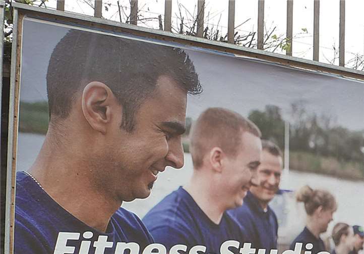 In Neuwied wurden Ingesamt sechs Werbeträger des THWs auftgestellt. Privat