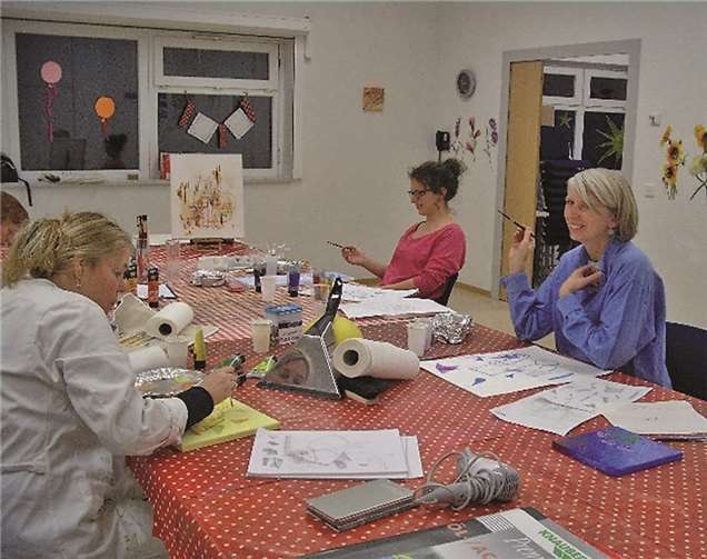 In Sonja Arvais neuem Kurs kann jeder Teilnehmer seinen eigenen Ansatz verfolgen und weiter entwickeln. privat